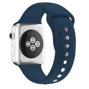 Modern silver smartwatch met blauwe band, ideaal voor fitness en communicatie.