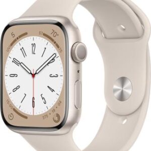 Draagt een witte Apple Watch met een lichtgekleurde band, close-up van het horloge.