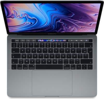 Stevige MacBook Air met helder Retina-display en volledig toetsenbord, ideaal voor werk en entertainment.
